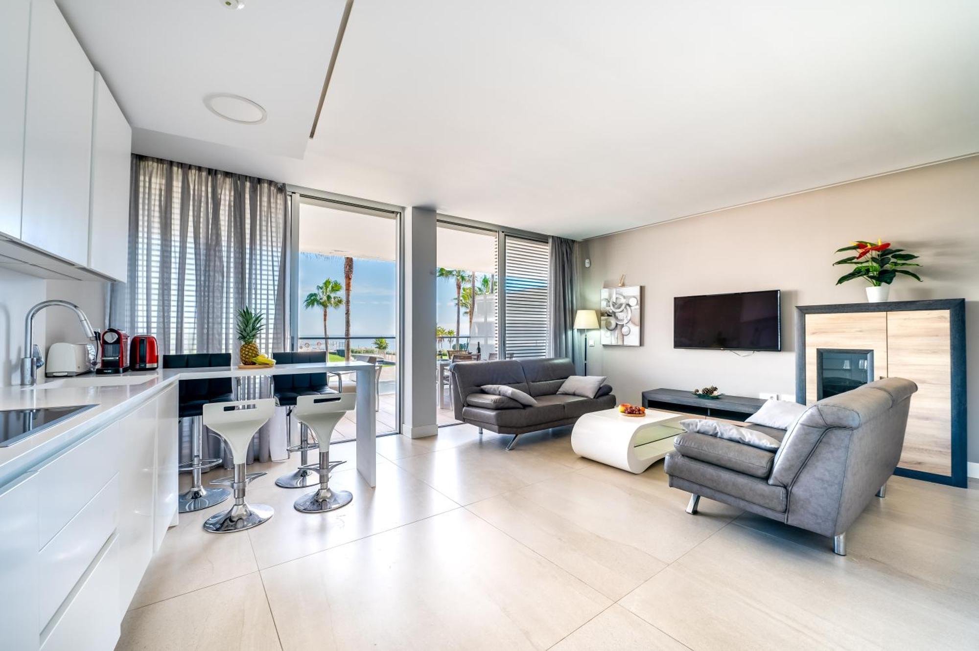 The Edge * Estepona